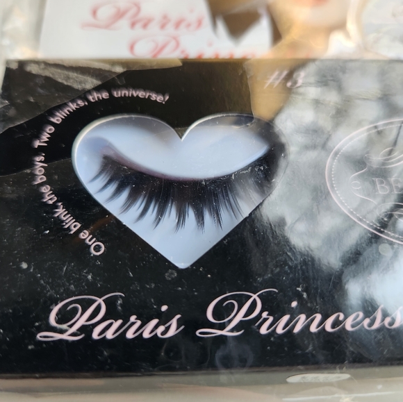 Fake mascara / FREE w bundle - Picture 2 of 4